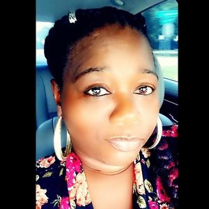 Meet your Posher, Tonya